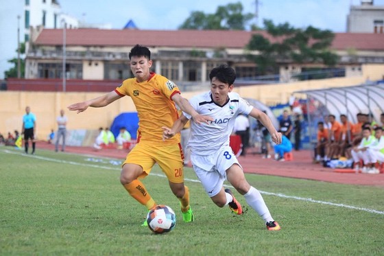 Xuân Trường lập cú đúp giúp HA.GL đánh bại Thanh Hóa ảnh 2