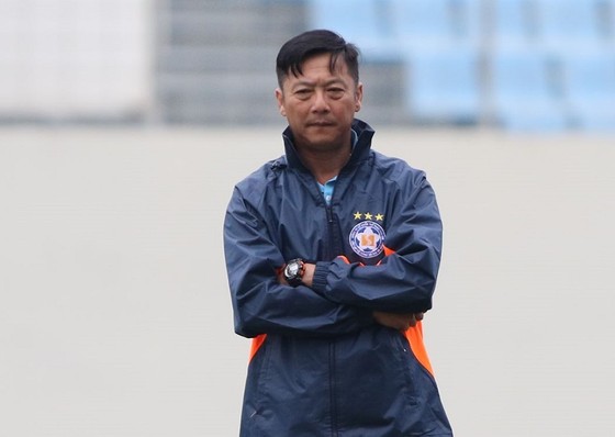 Gặp vấn đề sức khỏe, Đức Chinh vắng mặt ở vòng 1 LS V-League 2020 ảnh 1