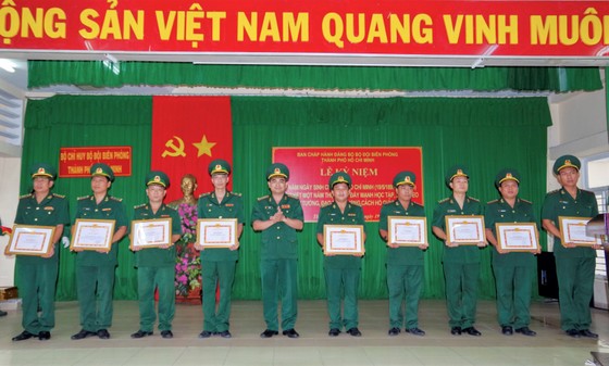Nguyện mãi xứng đáng là người lính Bộ đội Cụ Hồ ảnh 3
