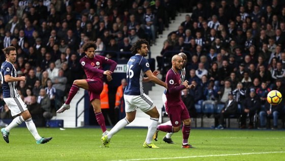 Manchester City xây chắc ngôi đầu ảnh 2