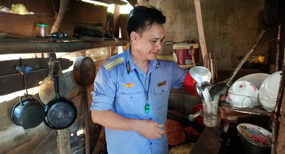 Hiu hắt đường sắt - Bài 3: Dâu bể bên thanh ray ảnh 2