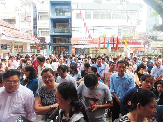 Thí sinh thở phào với đề khảo sát năng lực bằng tiếng Anh vào lớp 6 Trường THPT chuyên Trần Đại Nghĩa ảnh 1