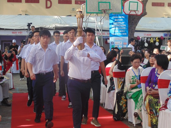 TPHCM: Công bố chỉ tiêu tuyển sinh lớp 10 năm học 2020-2021 ảnh 1