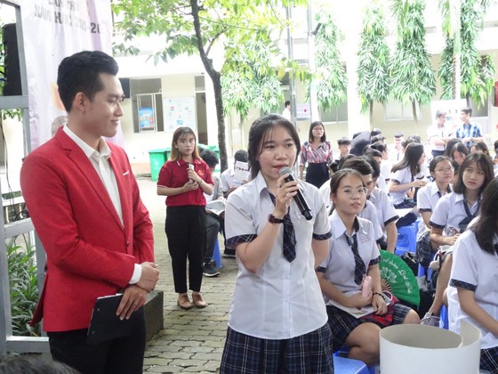 TPHCM: Tư vấn, hướng nghiệp cho học sinh lớp 12 của hơn 100 trường THPT ảnh 1