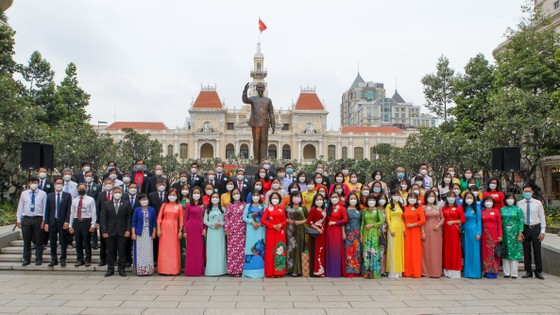 Vinh danh các Nhà giáo ưu tú và trao giải thưởng Võ Trường Toản lần thứ 24 năm 2021 ảnh 10