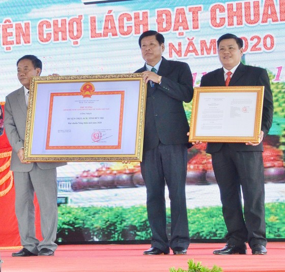 Huyện Chợ Lách đạt chuẩn nông thôn mới năm 2020 ảnh 2