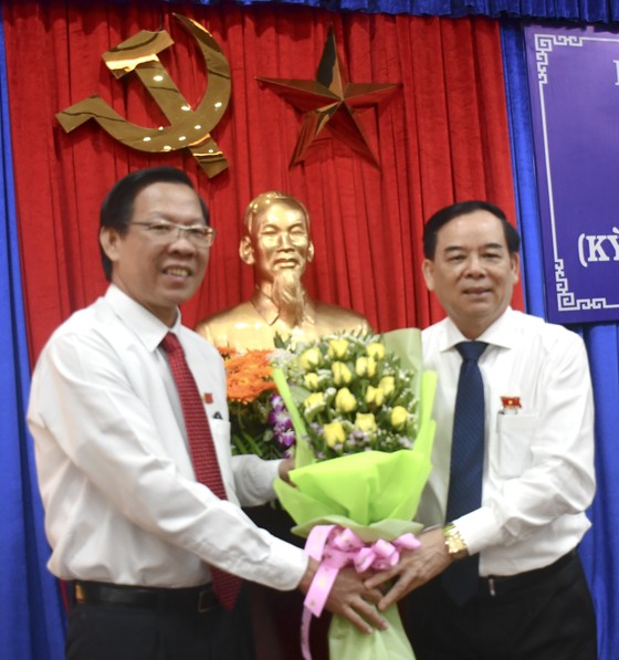 Ông Trần Ngọc Tam được bầu làm Chủ tịch UBND tỉnh Bến Tre ảnh 1