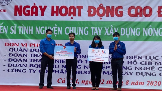 Khánh thành nhiều công trình ý nghĩa tại các huyện ngoại thành ảnh 2