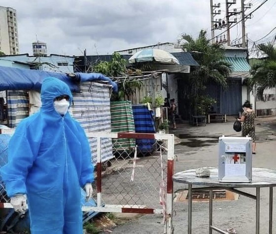 Long An, Sóc Trăng chuyển hàng thiết yếu hỗ trợ TPHCM ảnh 2
