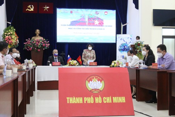 TPHCM tiếp nhận 10.000 ống thuốc điều trị Covid-19 ảnh 2