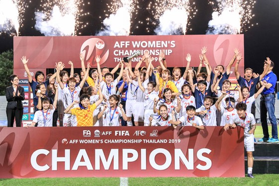 Đội tuyển nữ Việt Nam, tân vô địch Đông Nam Á 2019. Ảnh: Đoàn Nhật