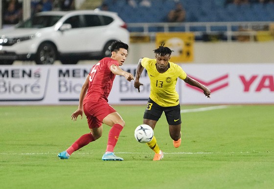 HLV Tan Cheng Hoe thừa nhận thua tâm phục tuyển Việt Nam ảnh 1