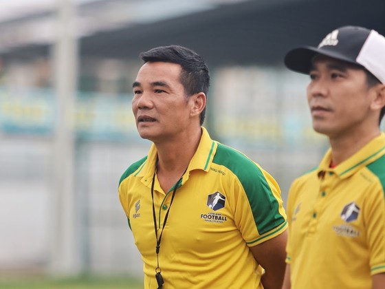 HLV Hữu Đang sẽ dẫn dắt đội bóng Tây Đô ở mùa bóng 2020. Ảnh: Phạm Duy