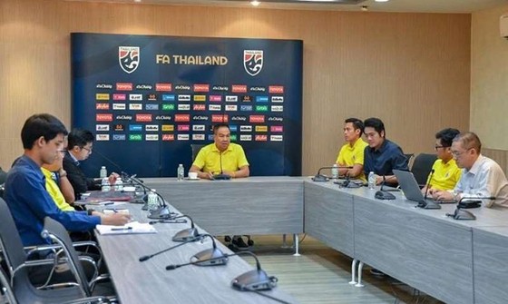 Nghi ngờ gian lận trong bầu cử ở Thái Lan, FIFA lên tiếng cảnh báo ảnh 1