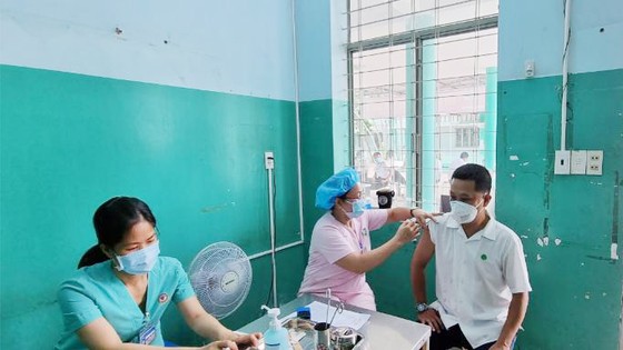 VĐV làm gì khi phải cách ly? ảnh 1