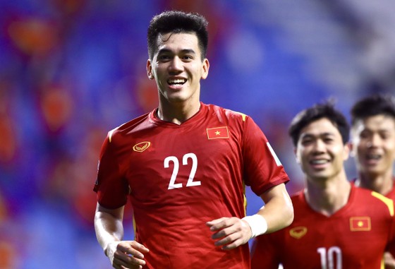 Những khoảnh khắc ấn tượng trong chiến thắng 4-0 của Việt Nam trước Indonesia ảnh 4