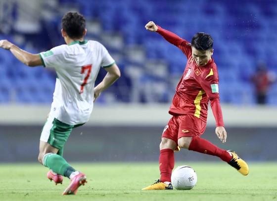 Những khoảnh khắc ấn tượng trong chiến thắng 4-0 của Việt Nam trước Indonesia ảnh 5