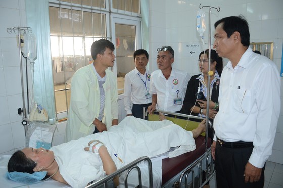 Cháy lớn xảy ra trong đêm ở Cà Mau, ông Trần Hồng Quân, Phó Chủ tịch UBND tỉnh Cà Mau ảnh 1