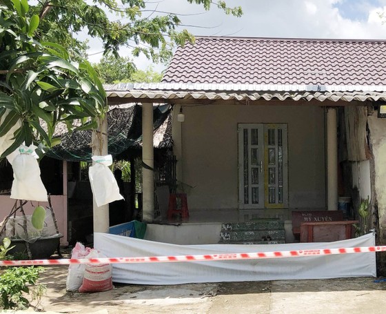 Cà Mau: Khởi tố đối tượng giết 3 người trong gia đình nhà vợ bằng xà beng ảnh 1