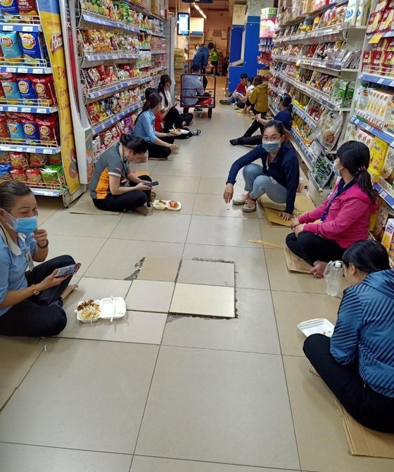 Triển khai chiến dịch tiêm chủng ưu tiên những người đang làm việc tuyến đầu ảnh 1