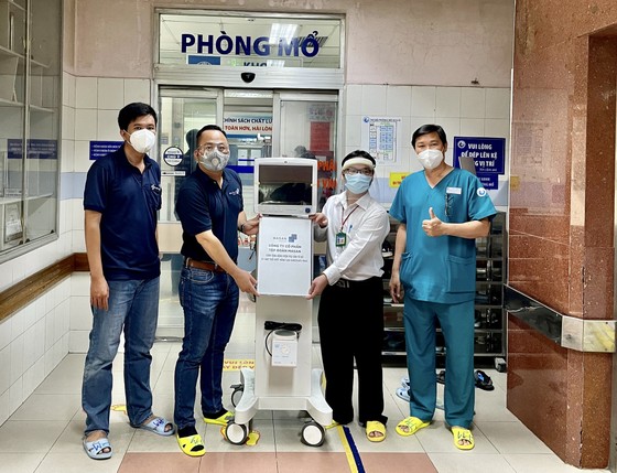 Masan trao tặng trang thiết bị y tế, nhu yếu phẩm và kinh phí ủng hộ chống dịch lên tới 250 tỷ đồng ảnh 4