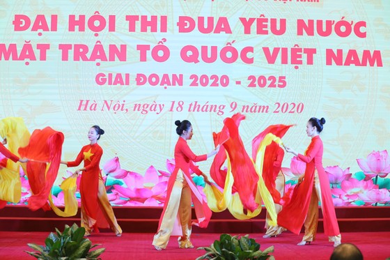 Đại hội thi đua yêu nước MTTQ Việt Nam giai đoạn 2015-2020: Biểu dương 180 điển hình tiên tiến ảnh 4