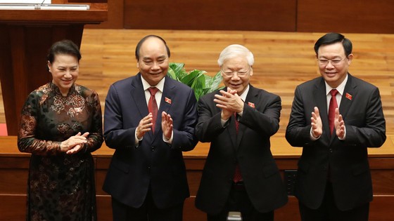 Tân Chủ tịch nước Nguyễn Xuân Phúc tuyên thệ ảnh 6