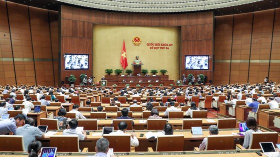 Cần tăng cường thu hút đầu tư nước ngoài và khu vực tư nhân vào lĩnh vực dầu khí ảnh 1