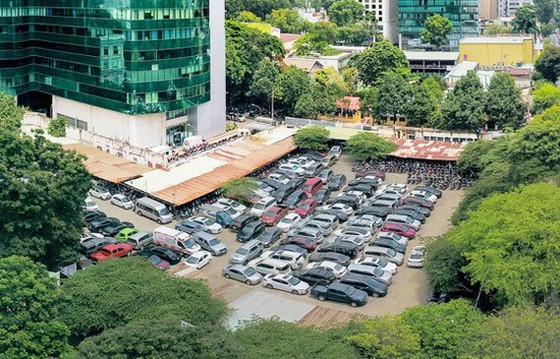 Chủ tịch UBND TPHCM Nguyễn Thành Phong chỉ đạo khẩn trương kiểm kê nhà, đất công ảnh 1