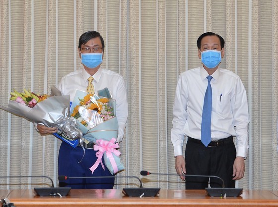 Chủ tịch UBND quận 10 Trần Xuân Điền nhận công tác tại Thành ủy TPHCM ảnh 3