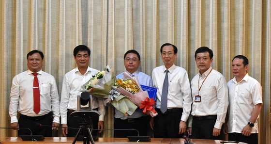 Chủ tịch UBND quận 8 Trần Quang Thảo nhận nhiệm vụ mới ảnh 4