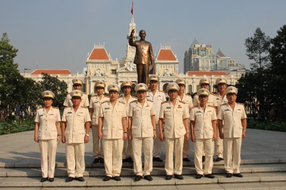 Lãnh đạo TPHCM dâng hương tưởng niệm Chủ tịch Hồ Chí Minh, Chủ tịch Tôn Đức Thắng ảnh 10