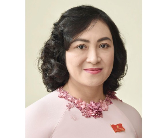 Giới thiệu bà Phan Thị Thắng và ông Lê Hòa Bình để bầu làm Phó Chủ tịch UBND TPHCM ảnh 1