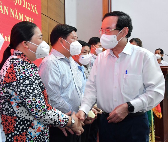 Bí thư Thành ủy TPHCM Nguyễn Văn Nên: quyết tâm bù lại những mất mát do dịch Covid-19 ảnh 3
