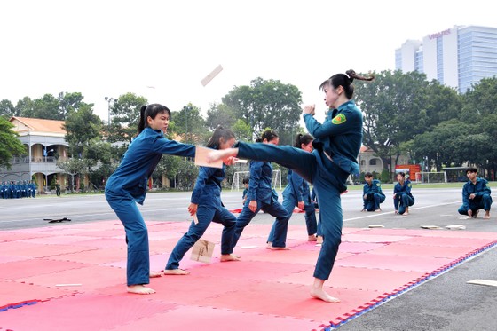 Khai mạc Hội thao Trung đội dân quân cơ động năm 2022 ảnh 2