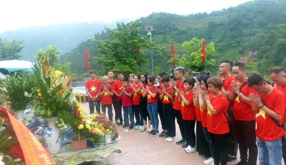 Nguyên Chủ tịch nước Trương Tấn Sang tưởng niệm 35 năm “ngày giỗ chung” mặt trận Vị Xuyên ảnh 7