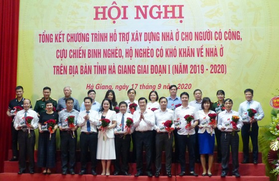 Gần 4.000 căn nhà mới cho người có công, cựu chiến binh, hộ nghèo ở tỉnh Hà Giang ảnh 6