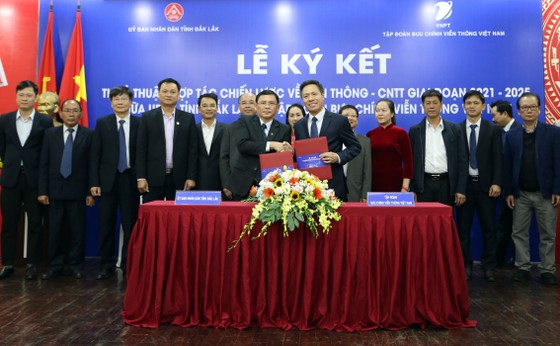 Đắk Lắk hợp tác chiến lược với VNPT phát triển chính quyền điện tử và thúc đẩy chuyển đổi số ảnh 1