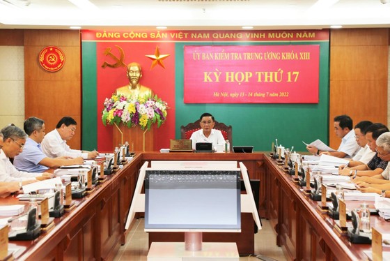 Ủy ban Kiểm tra Trung ương kỷ luật và đề nghị kỷ luật nhiều cán bộ ở Phú Yên, Gia Lai và Cục Quản lý giá ảnh 1