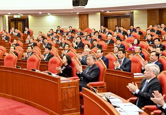 Tổng Bí thư Nguyễn Phú Trọng gợi mở 5 vấn đề lớn tại Hội nghị lần thứ 6 Ban Chấp hành Trung ương Đảng, khóa XIII ảnh 3