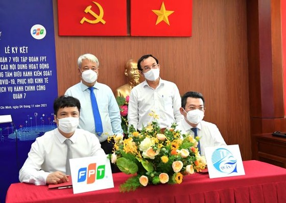 Bí thư Thành ủy TPHCM Nguyễn Văn Nên: Xây dựng giải pháp ngăn chặn nguồn lây bệnh từ xa ảnh 2