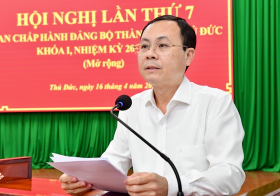Chủ tịch UBND TPHCM Phan Văn Mãi: Phải cải thiện việc thụ lý và xử lý các thủ tục hành chính liên quan đến đất đai ảnh 3