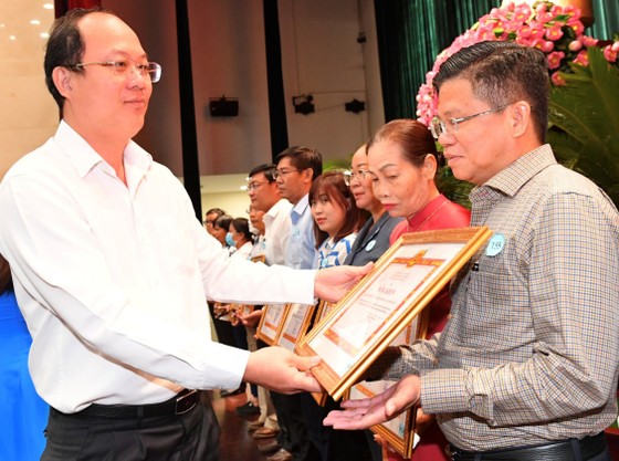 Tính toán cơ chế hỗ trợ người dân ít được hưởng lợi từ hiến đất mở rộng hẻm ảnh 7
