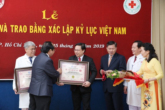 Bệnh viện Gia An 115 được xác lập Kỷ lục Việt Nam trong chẩn đoán và điều trị đột quỵ ảnh 1