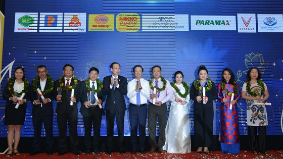 Chương trình bình chọn Thương hiệu Việt yêu thích nhất 2020: 15 năm 'xây' niềm tin cho hàng Việt ảnh 2
