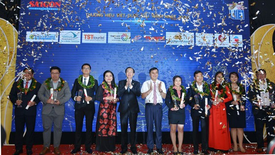 Chương trình bình chọn Thương hiệu Việt yêu thích nhất 2020: 15 năm 'xây' niềm tin cho hàng Việt ảnh 3