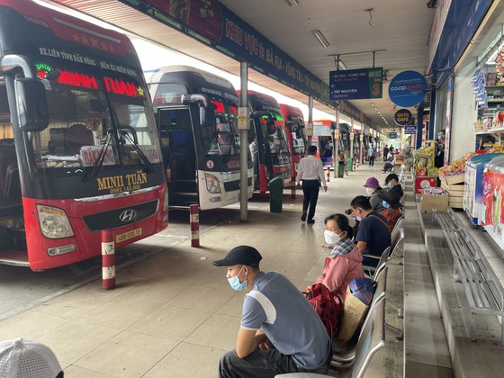 Bến xe Miền Đông mới: Mỗi ngày chỉ khoảng... 47 hành khách ảnh 1