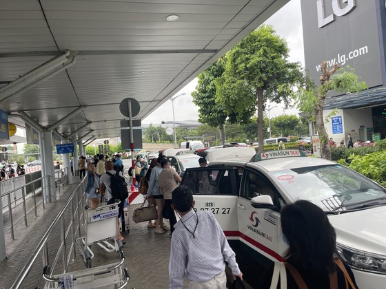 Chuẩn bị phương án phục vụ hành khách tại sân bay Tân Sơn Nhất vào lễ 2-9 ảnh 2