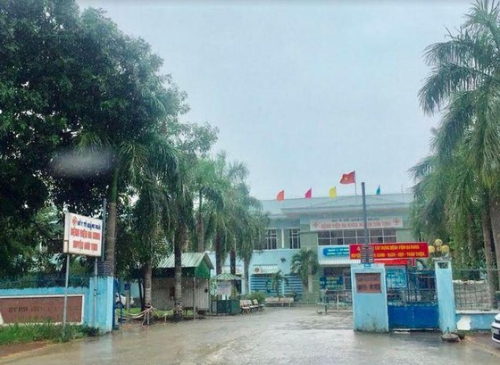Khởi tố nhiều cán bộ Bệnh viện Đa khoa huyện Sơn Tịnh, Quảng Ngãi ảnh 1