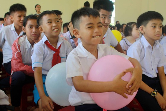 Trẻ em Trung tâm Nuôi dạy trẻ khuyết tật Võ Hồng Sơn đón 1-6 ảnh 4